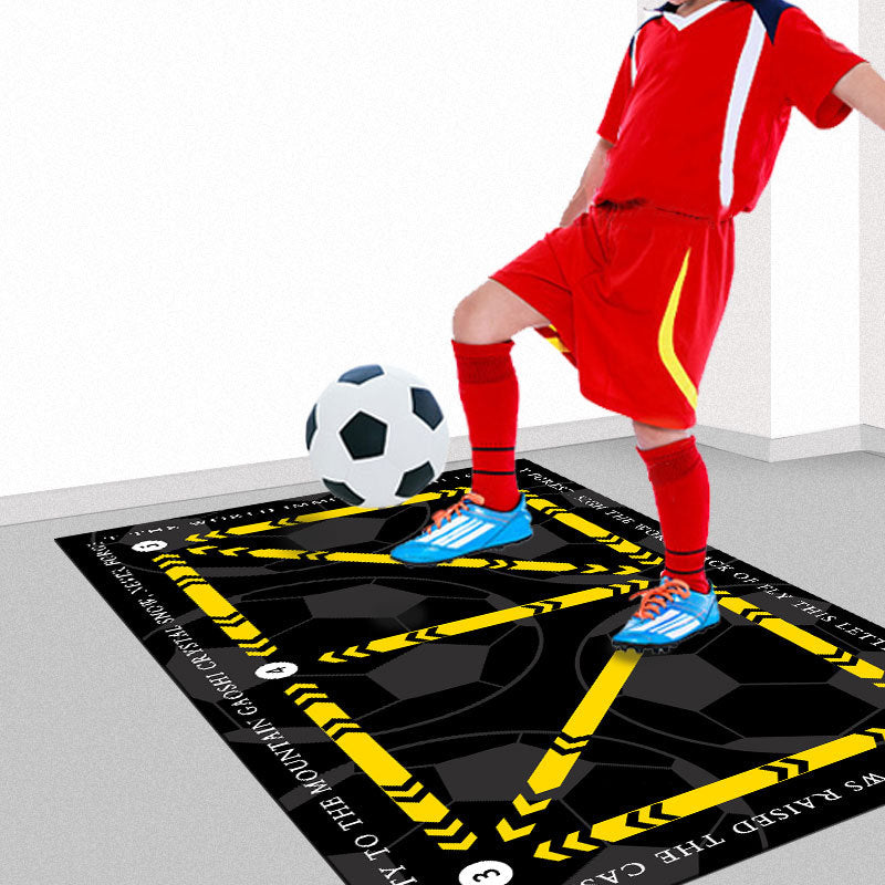 A child's best friend - Football training mat for all levels Non-slip and quiet